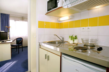 Comfort Suites Cannes Mandelieu Экстерьер фото